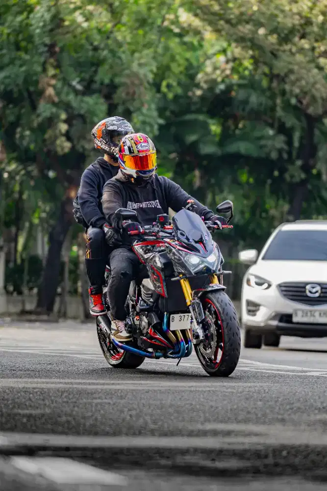 KAWASAKI Z800 2013 FULL PAPER MULUS