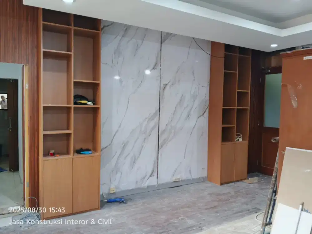 Desain Interior Rumah Kitchen Set Backdrop TV Dll