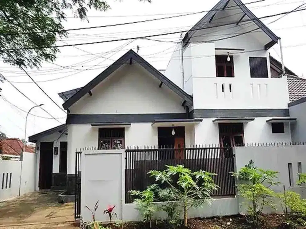 Disewakan Rumah Sayap Cipaganti Akses Strategis Furnished, Cipaganti-Bandung