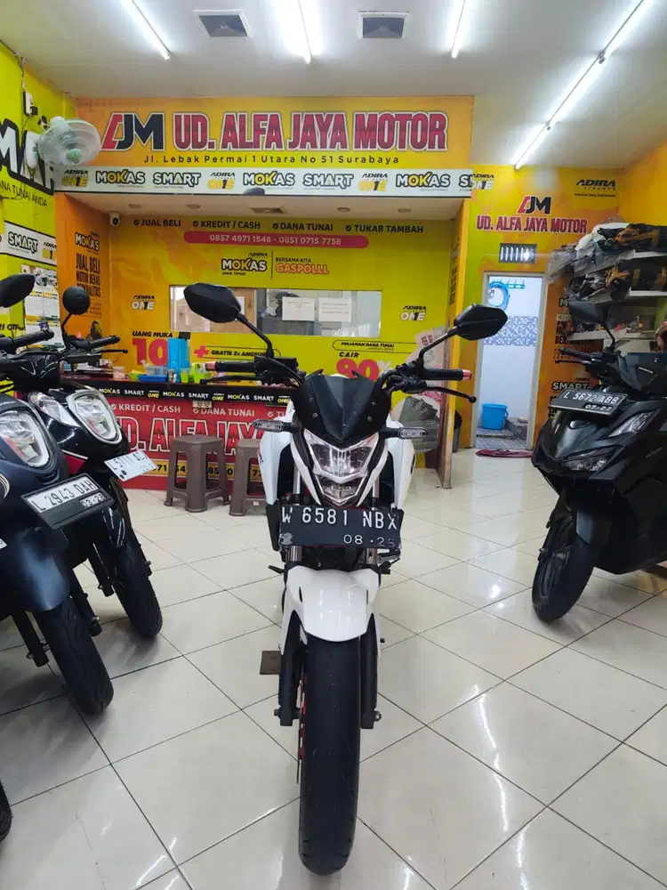 Honda CB 150r tahun 2016* only cash