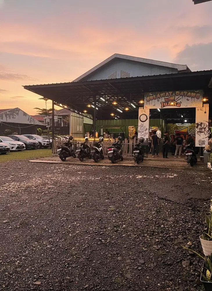 DISEWAKAN TANAH & BANGUNAN (COCOK UNTUK KULINER)