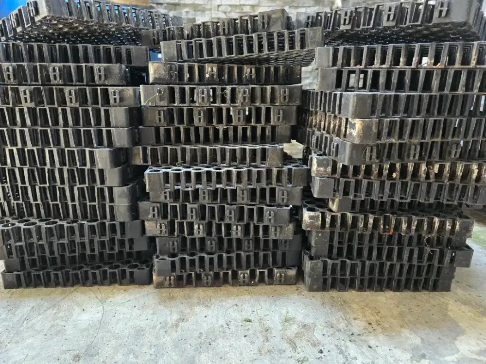 Preloved Drainase Cell Rumput Sintetis