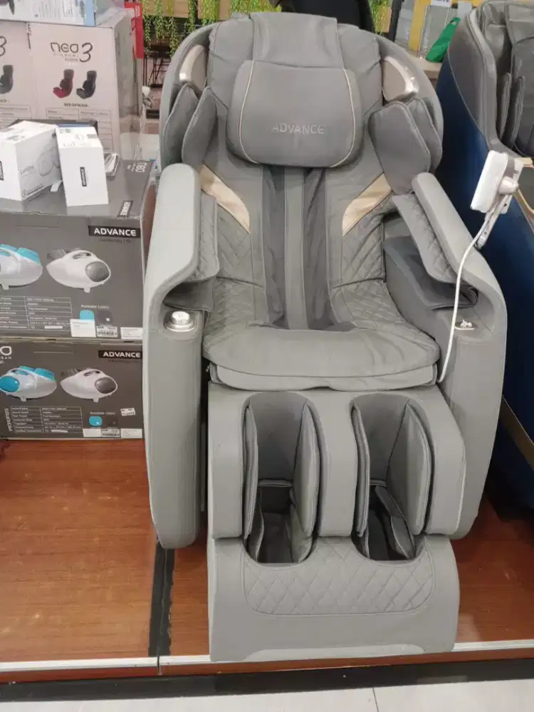 Kursi Pijat ADVANCE full Body massage