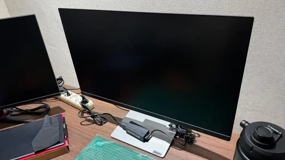 Lenovo Monitor 27 (Q27q-10)