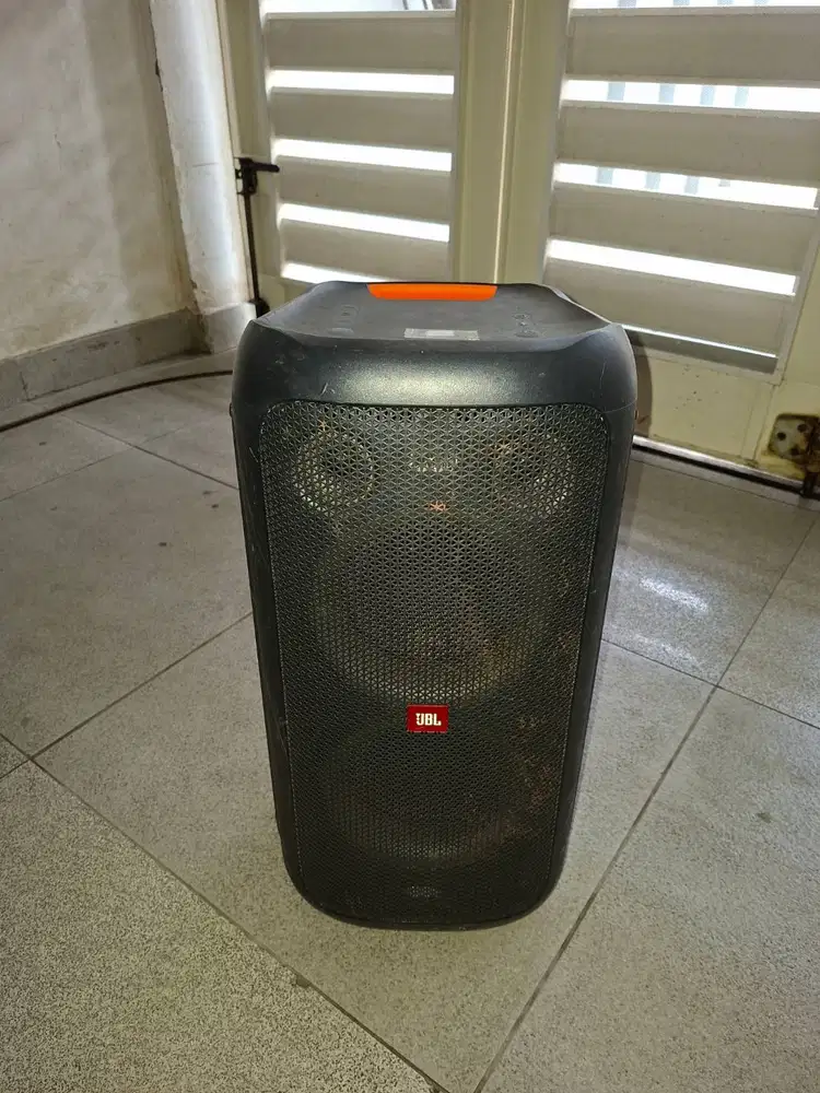 Speaker JBL Partybox 100