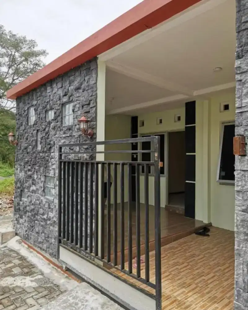 DIJUAL RUMAH AREA PERUMAHAN