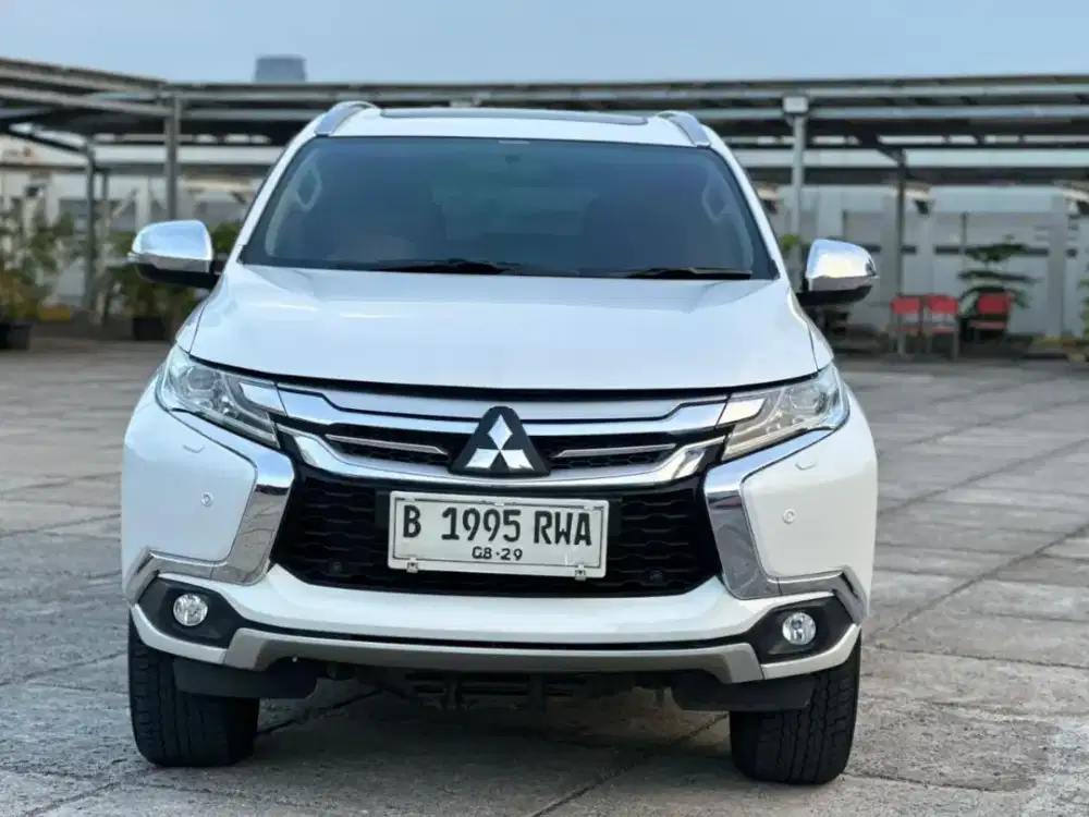 PAJERO DAKAR DIESEL LOW KM 67RB THN 2019