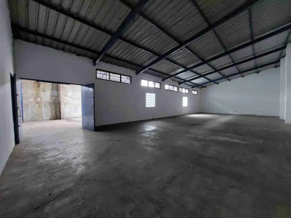 disewakan gudang babakan ciparay Bandung