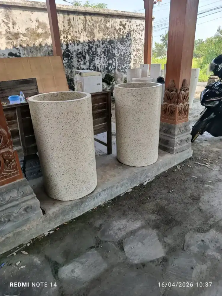 Bak Mandi Terazo uk Tinggi 85cm, diameter 50cm.