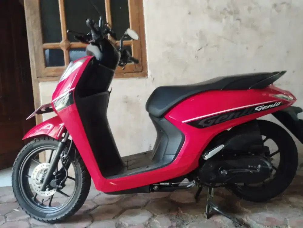 Honda genio 2020 merah