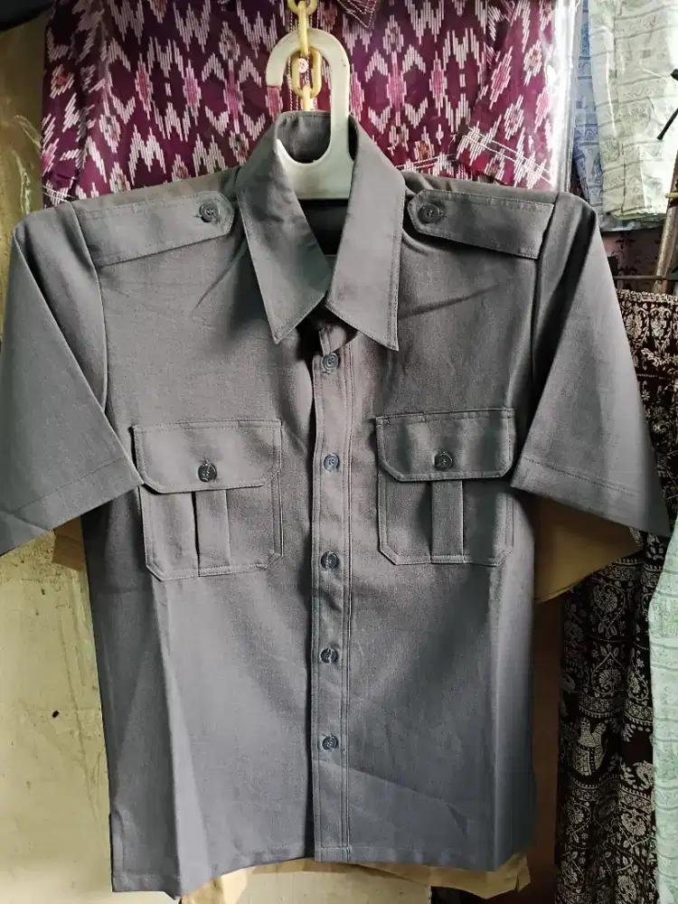 Kemeja kantor / kemeja PNS