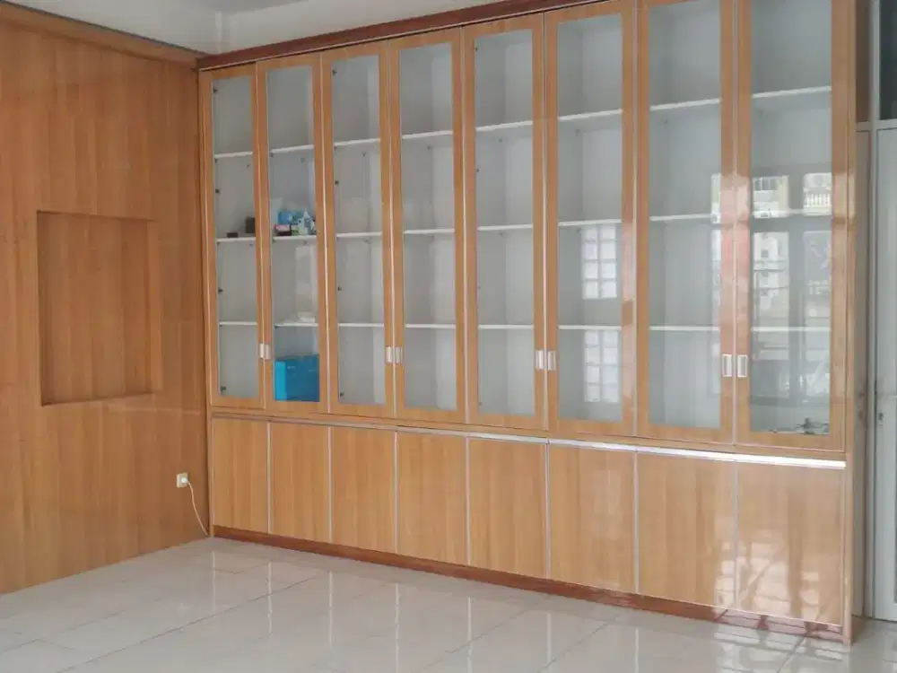 disewakan RUKO pinggir jalan GALAXY