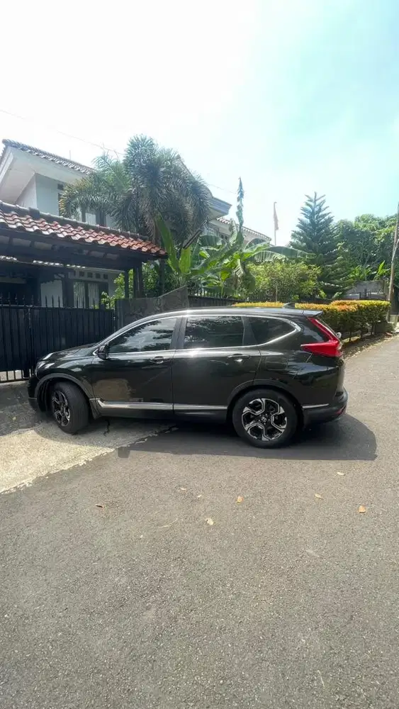 Jual CRV Turbo non prestige 2017 low KM