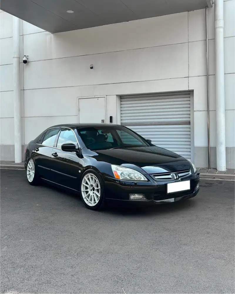 Honda Accord 2004 Bensin