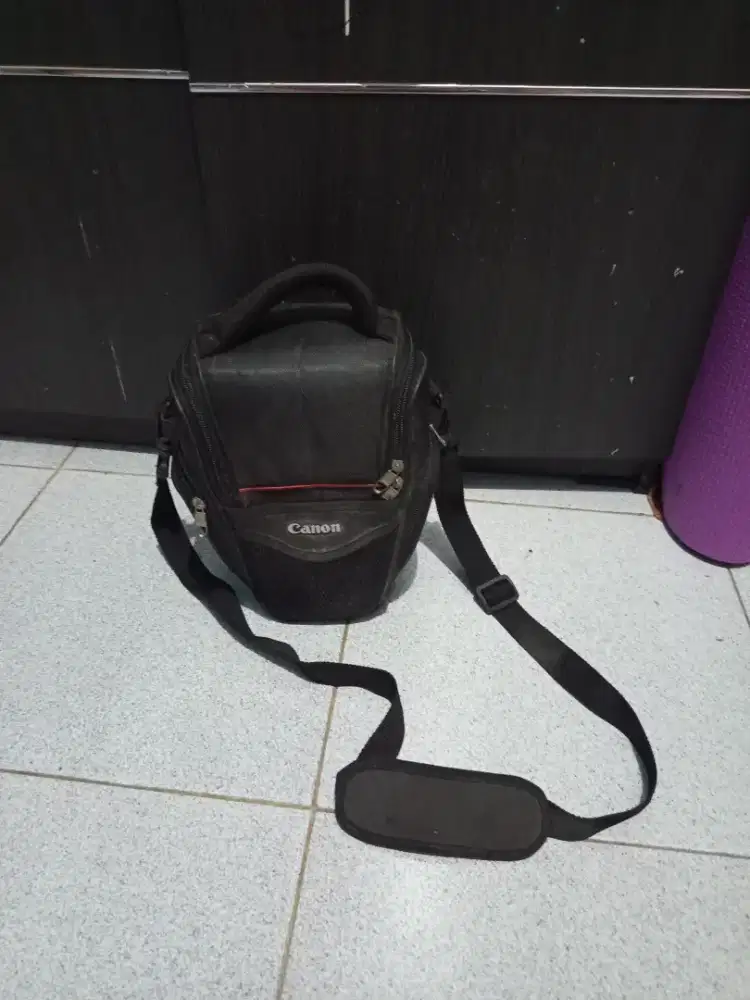 Tak kamera DSLR Canon dan Sony