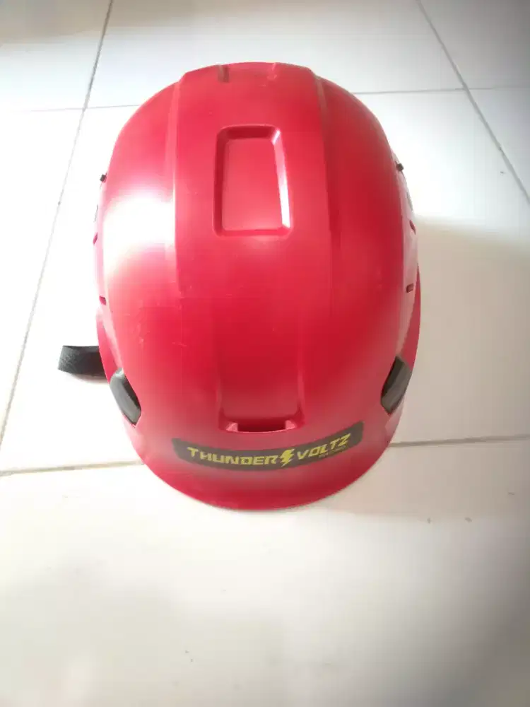 Helm safty ketinggian