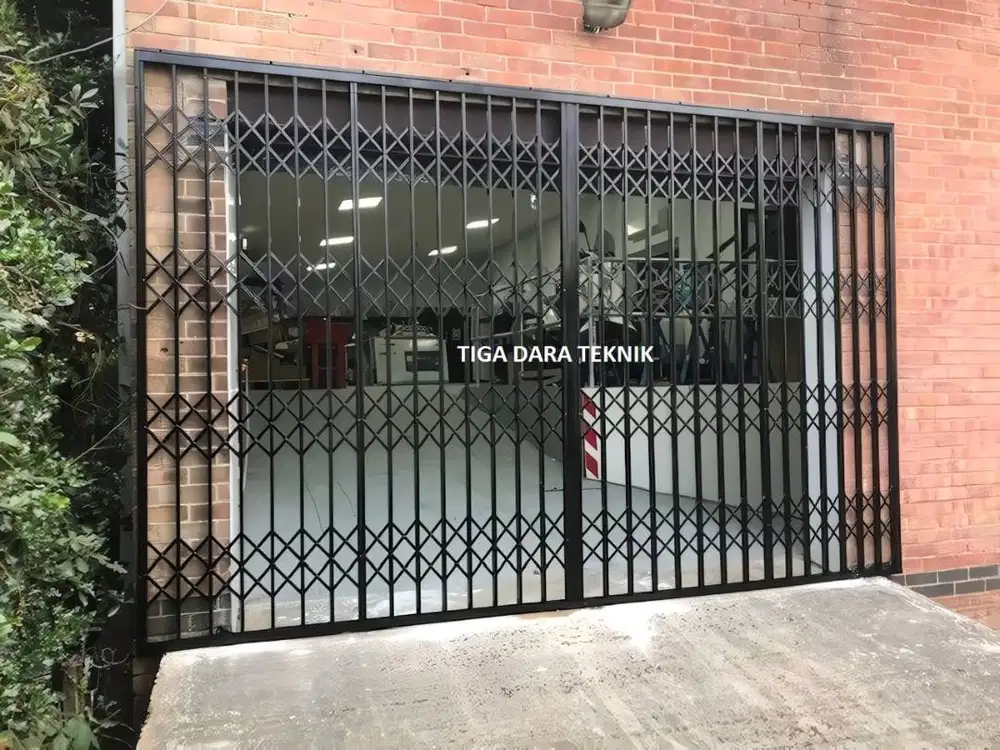 Pintu Harmonika / pintu geser lipat pengaman ruko / pintu lift