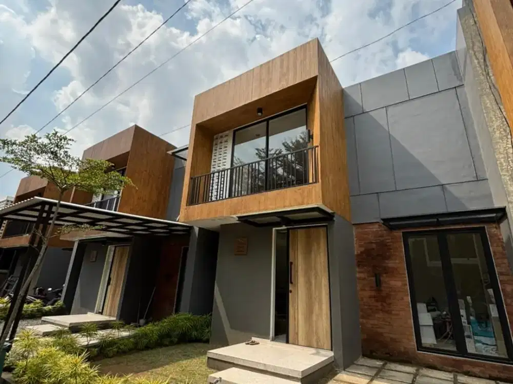 RUMAH DI PERUMAHAN THE OZ, MALANG. SIAP HUNI