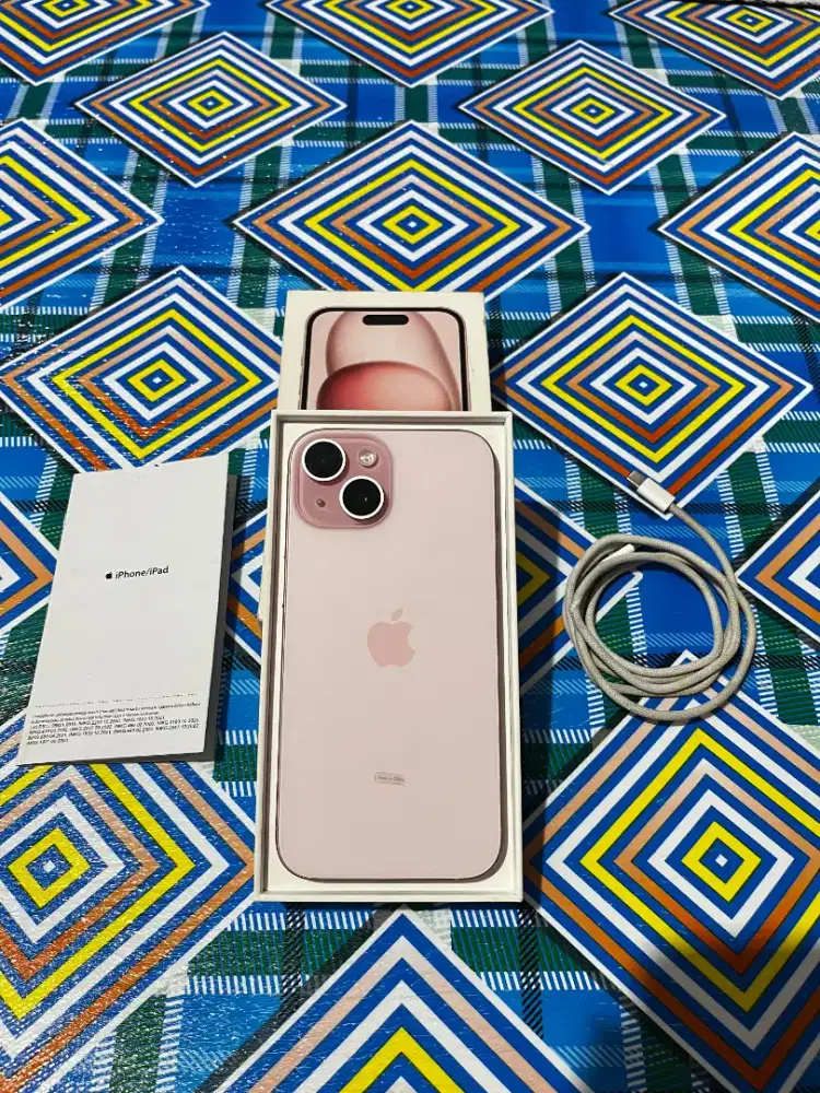 iPhone 15 128gb ibox