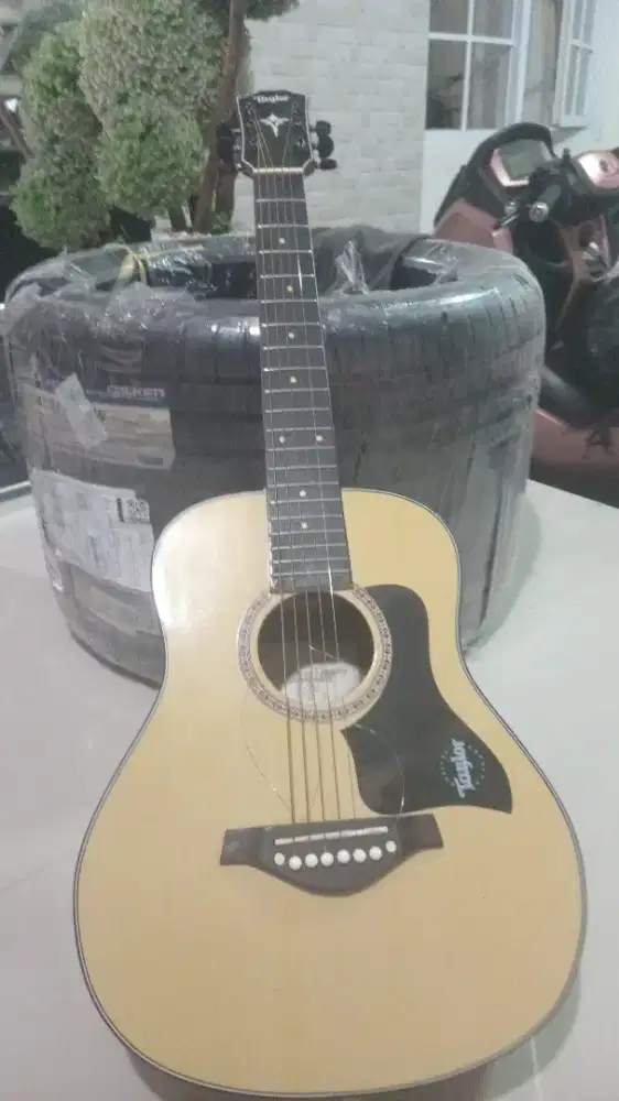 Gitar Akustik Murah Kondisi Bagus – Cocok Pemula (COD)