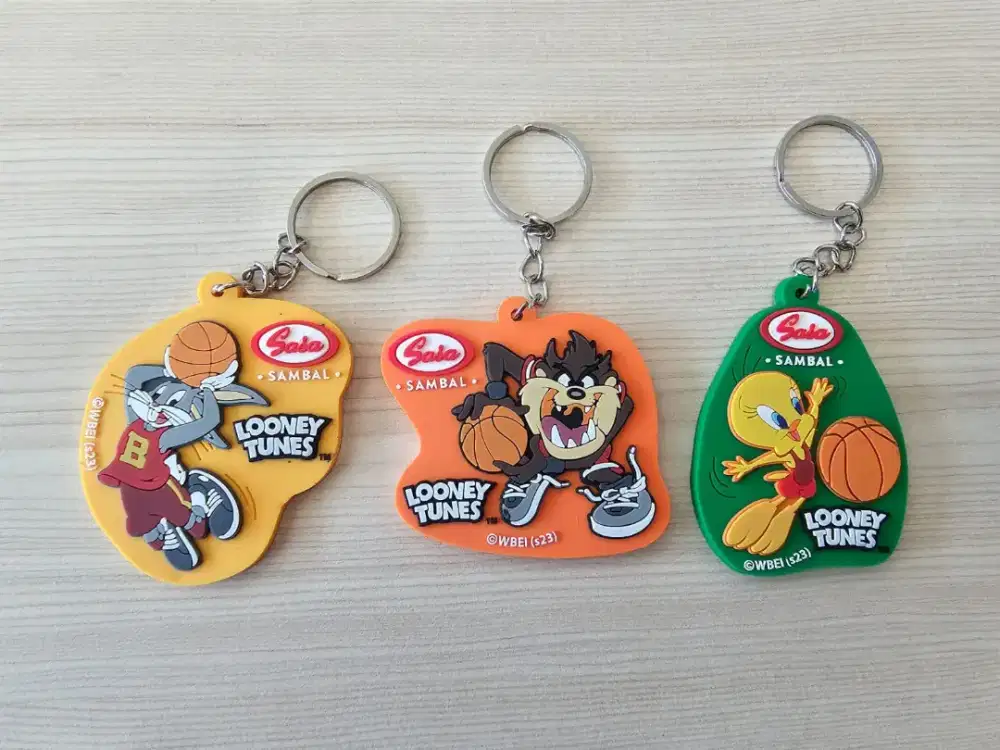 Gantungan kunci souvenir dan promosi rubber keychain