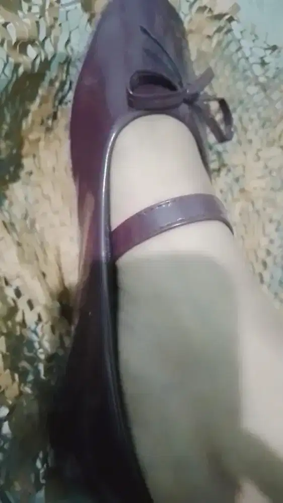 Flat shoes Uk 40 dan sepatu safety Uk 39