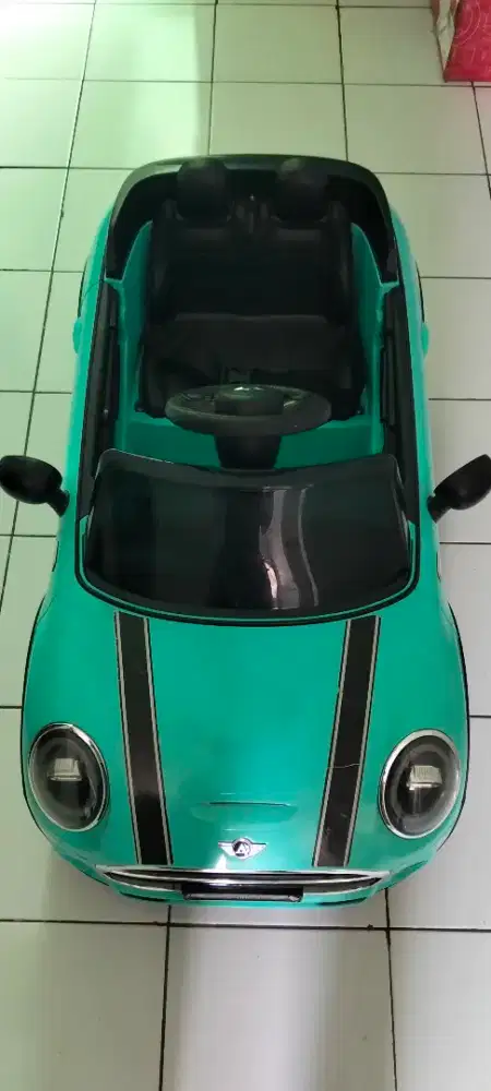 Mobil remote control untuk anak usia 1sd5 th