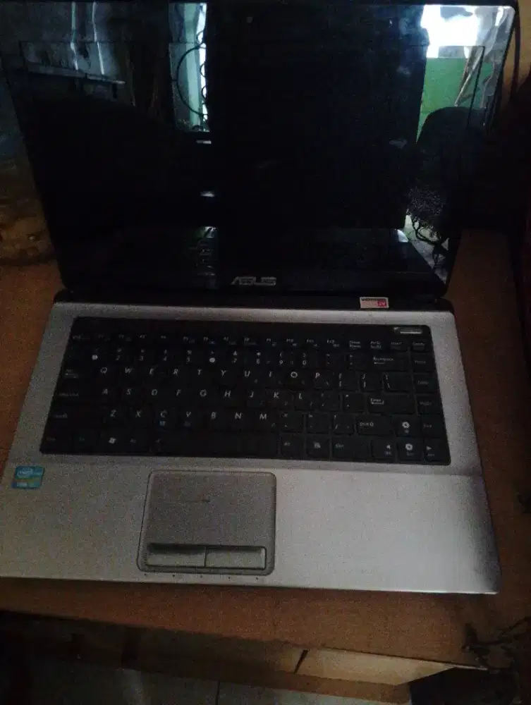 Ampli ad 2 merk Toa samamarcopolo.laptop merk asus