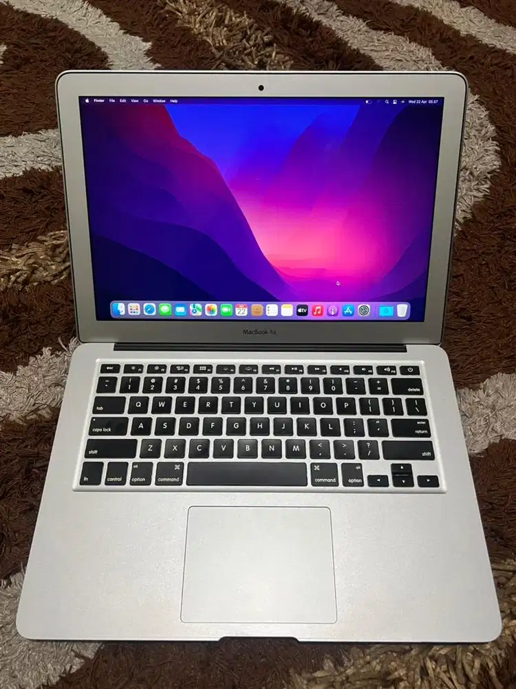 Macbook air 2017 8/256gb