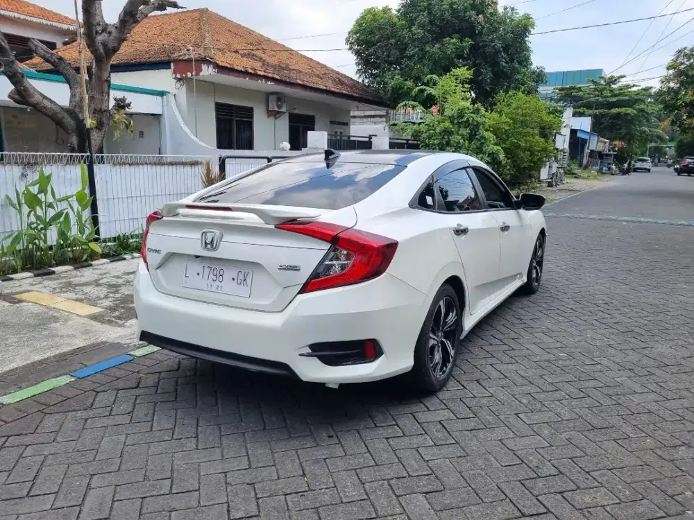 HONDA CIVIC 1.5 TURBO ES A/T 2017