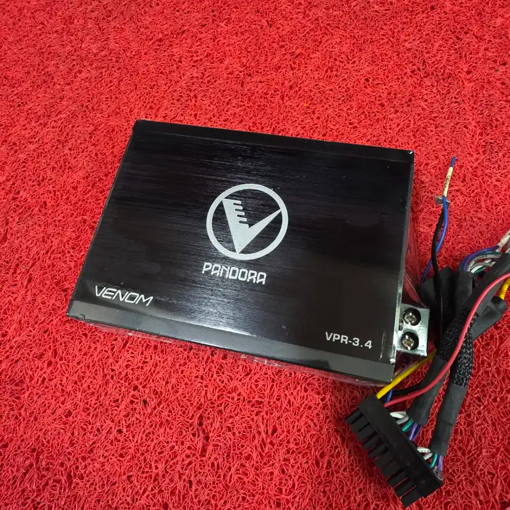 Processor VENOM PANDORA VPR-3.4 Built in Power 4 Channel Out 5 Channel