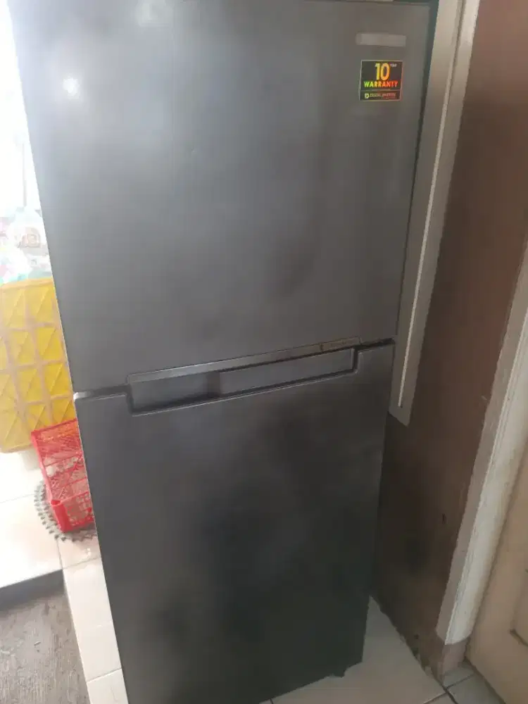 Kulkas Samsung inverter