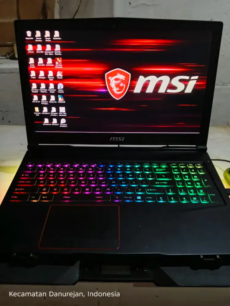 MSI GE63 RAIDER 8RF SERI TERTINGGI DENGAN GTX 1070/RAM16/SSD256/HDD1TB