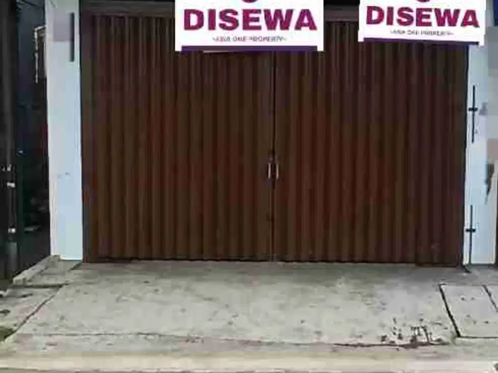 Disewakan ruko sangat strategis rapih jatinegara