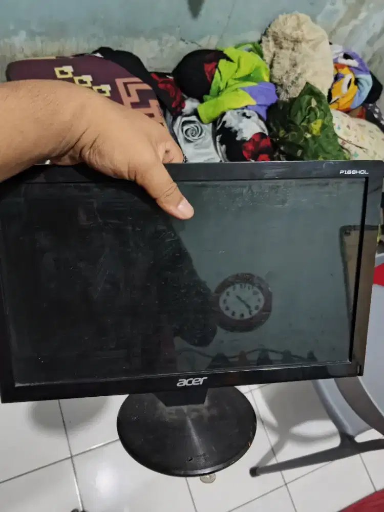 Monitor ACER P166HQL 16 inci