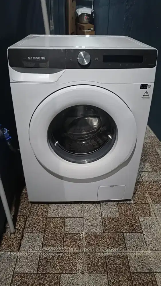 Mesin cuci 1 tabung Samsung 7kg front loading type WW-70T504DTT