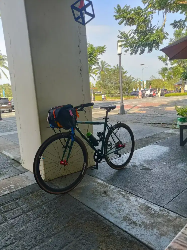Sepeda rakitan commuter bike