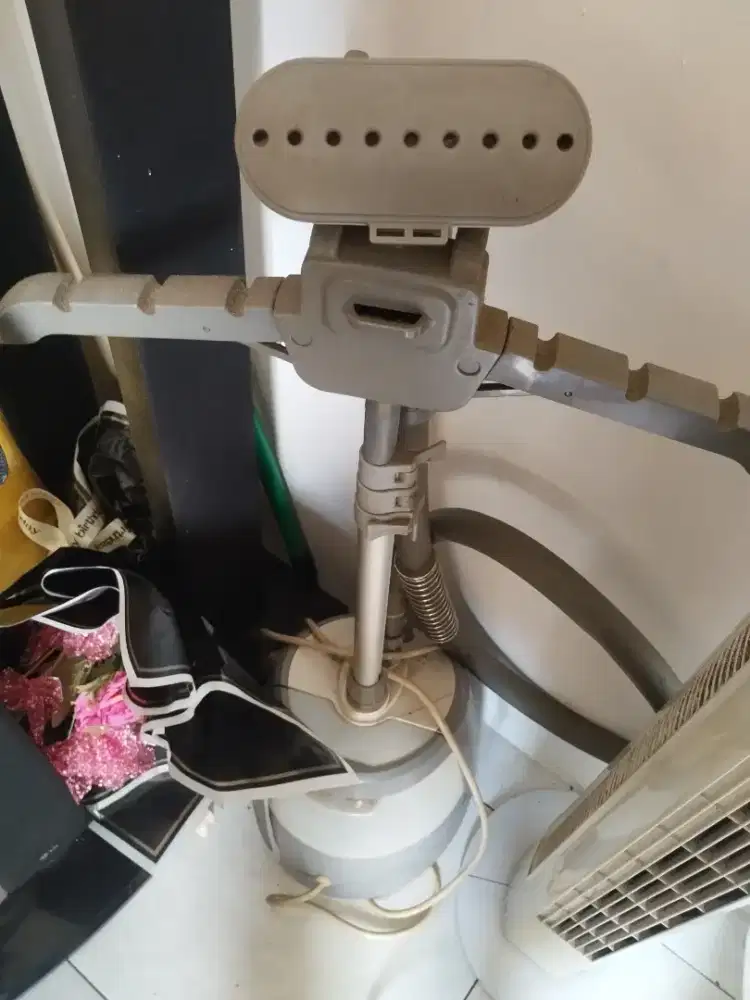 Setrika Uap cuci gudang