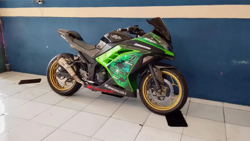 # forsale Kawasaki ninja fi 2016 gres orisinil siap pakai