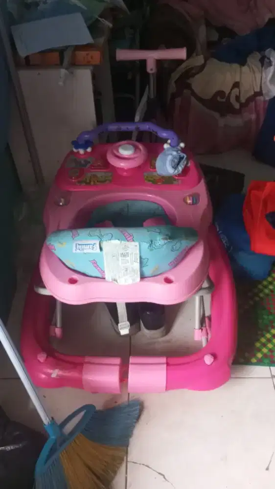 DIJUAL BABY WALKER Rp. 150.000