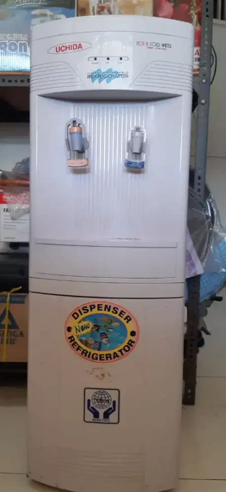 Dispenser : PANAS, SEDINGIN ES, SUHU BIASA Lengkap Kulkas Mini