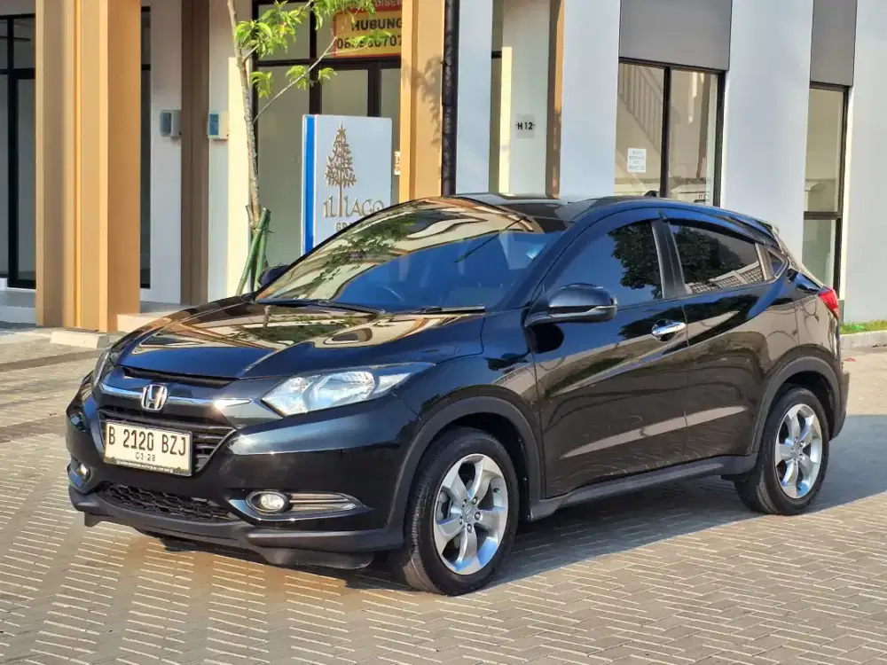 Honda Hrv E 1.5 E Automatic 2017 Bensin Hitam Metalik