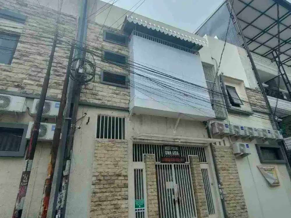 Kost Ful AC Sigura Gura II Kota Malang