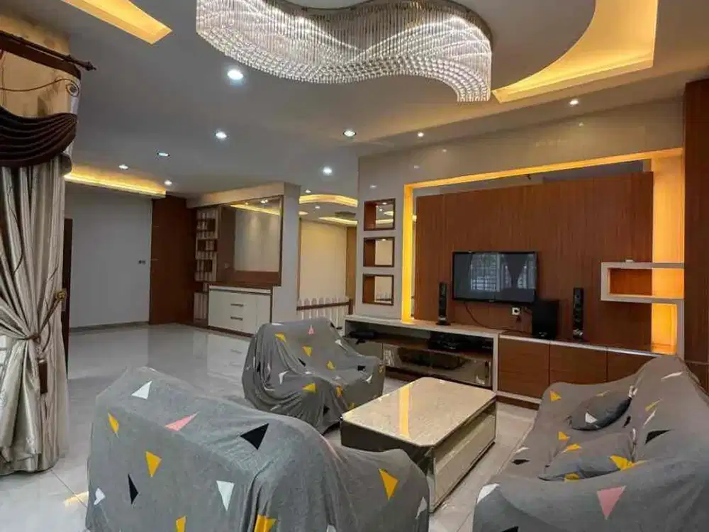 Villa Full Furnished Makmur Garden Double Dekker Elite Kota Medan