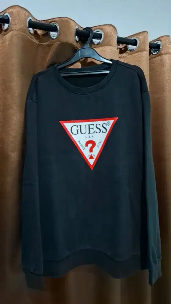 crewneck guess warna hitam