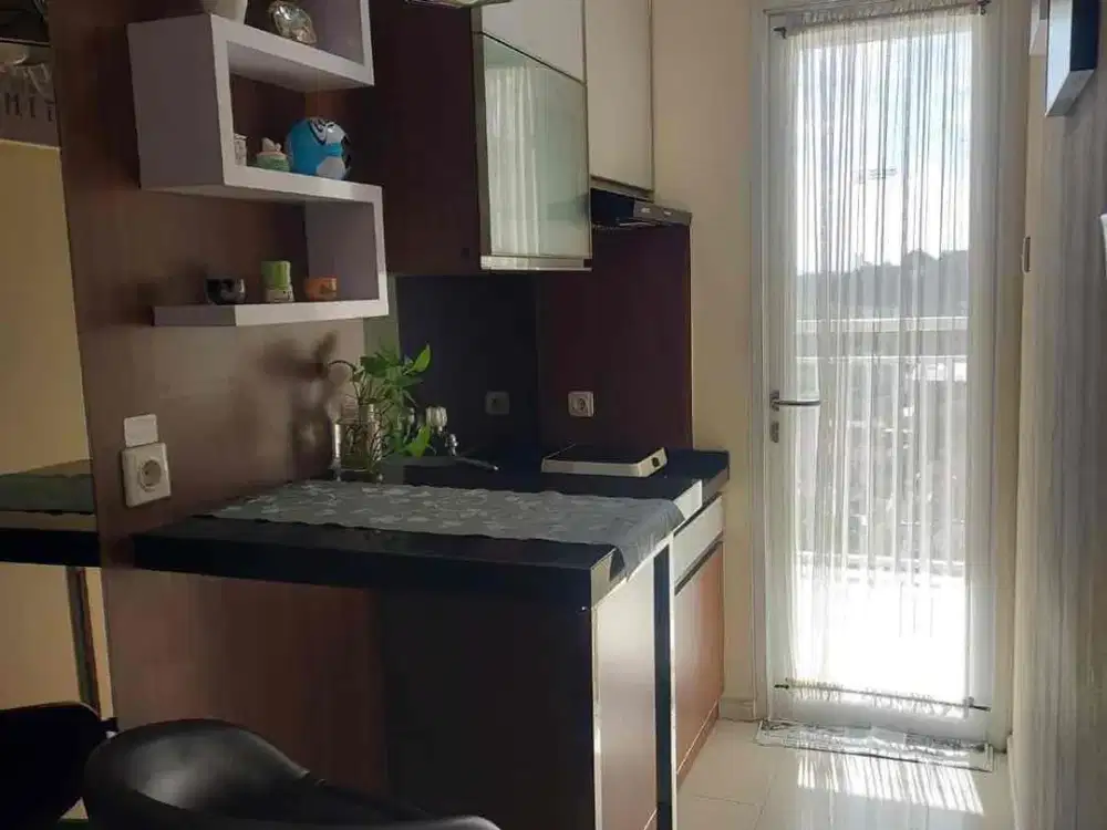 For Rent apart Parahyangan Residence
tower pangrango
1 BR 
luas 32mtr
km 1
full furnish
lt 15
view pool n city
listrik 1200wt

hrg 48jt /thn
ex ipl 625rb/bln
jual 725jt