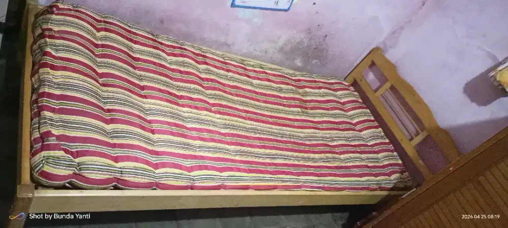 Tempat tidur kayu 90x120 + kasur
