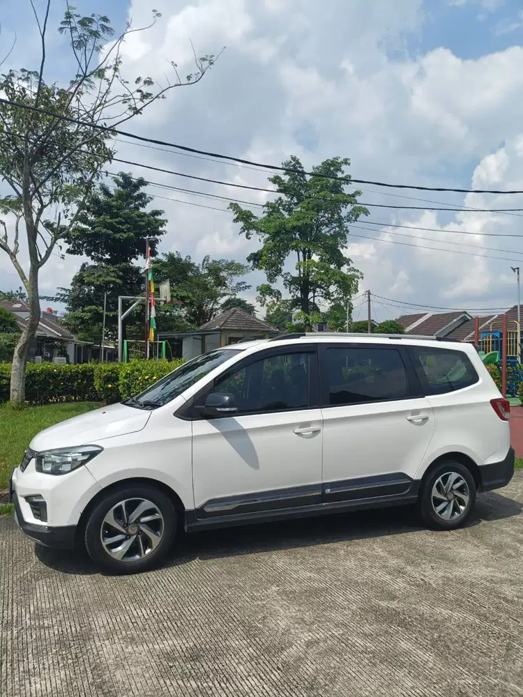 Bismilah..Wuling Confero S putih 2019 Bensin
