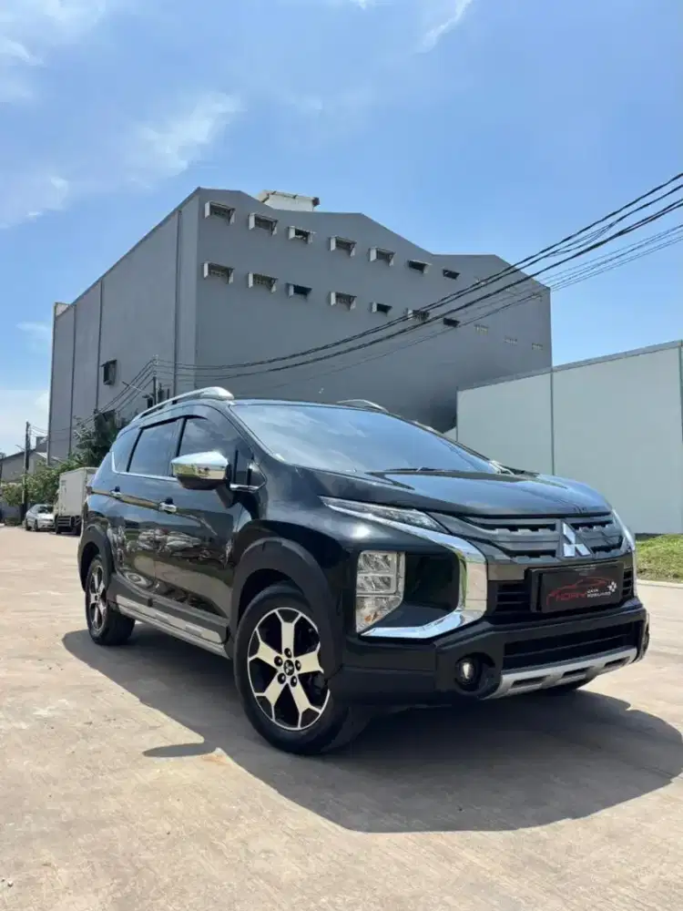 Mitsubishi Xpander Cross premium 2021 bekas murah