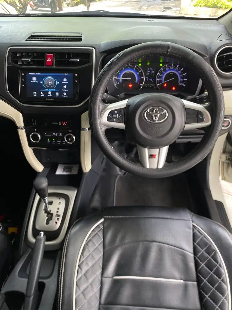 TOYOTA RUSH GR SPORT 1.5 AT 2022 Matic